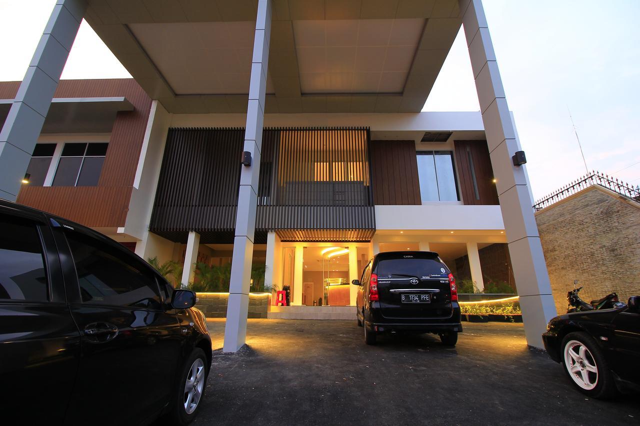 Vinotel Cirebon Ngoại thất bức ảnh